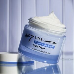 No. 7 Lift And Luminate Triple Action Night Cream Full Size 1.6 Ounces NWT